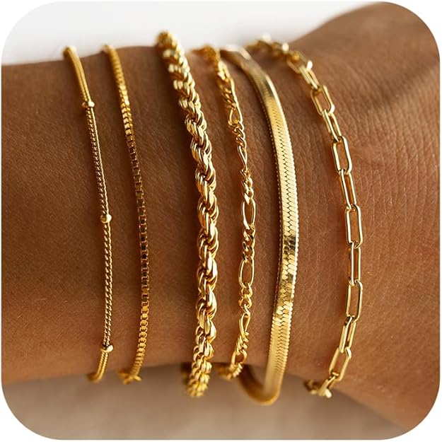 Isadora Vernetta Gold Bracelet Set