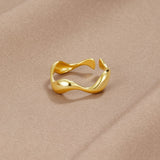 Fluid Flow Gold Ring