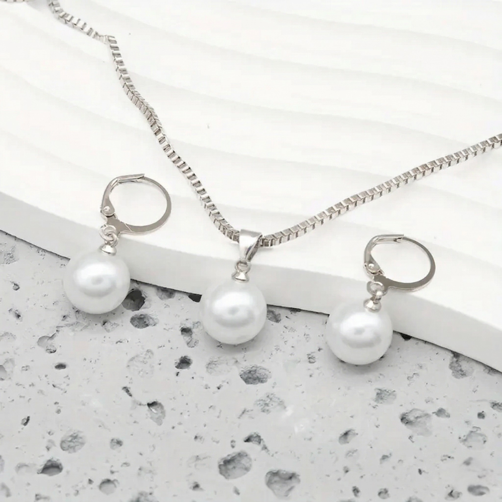 Radiant Grace Pearl Gold Jewelry Set