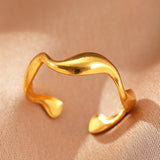 Fluid Flow Gold Ring