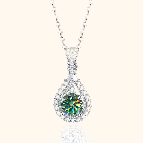 Adriana Vestelle Necklace | White Gold